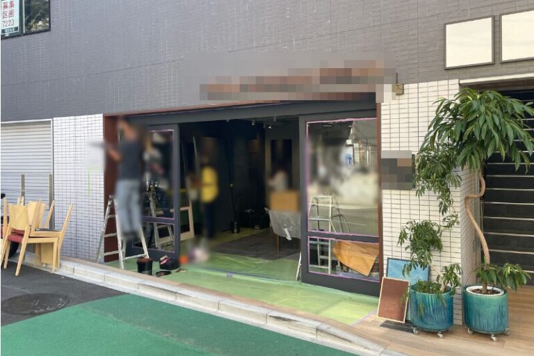 神楽坂駅1分 1階20坪 69万 現カフェ 美内装! 駅近好立地 重飲食可