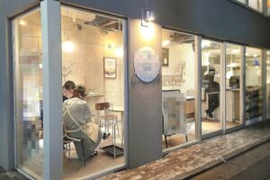 自由が丘駅3分 1階11坪 37万 現サンドイッチ店 角地物件