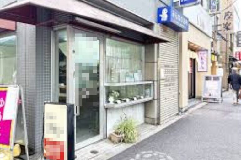 神保町駅3分 1階7坪 39万 元レストラン 角地物件! 重飲食可