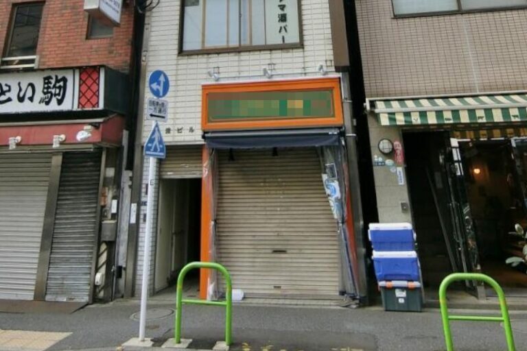 新橋駅3分 1階8坪 32万 現餃子店 重飲食可 駅近好立地物件