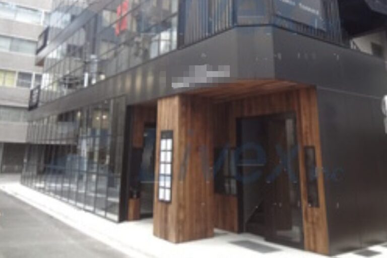 小川町駅1分 1階25坪 100万 現カレー店 角地物件! 駅近好立地 重飲食可