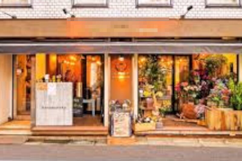 虎ノ門ヒルズ駅4分 1階33坪 115万 元ビストロ 広い間口のお洒落な外観 大型物件 重飲食可