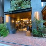 八丁堀駅4分 1階約31坪 80万 元カフェ 大型物件 重飲食相談 交差点至近