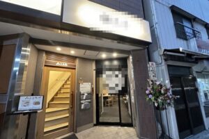 御茶ノ水駅5分 神保町駅6分 1階約14坪 57万 美内装の現ラーメン店 重飲食可!