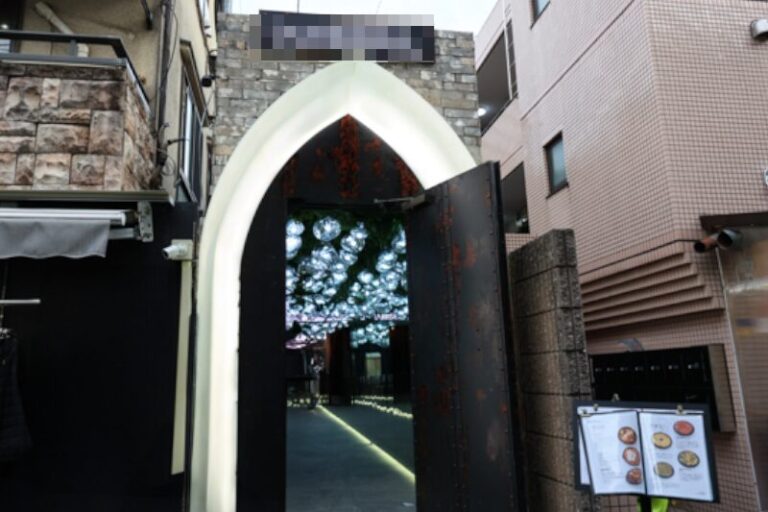 西武新宿駅6分 1階約25坪 150万 韓国料理 美内装 重飲食可!