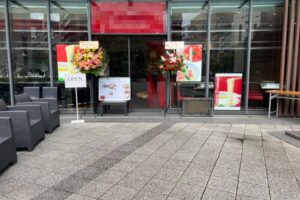 淡路町駅3分 1階約23坪 64万 現ラーメン店 お洒落外観 重飲食可!