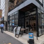 小川町駅1分 1階約25坪 90万 元カレーカフェ 角地物件 美内装 重飲食可!