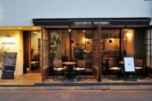 吉祥寺駅2分 1階約91坪 80万 現ビストロ 重飲食可!